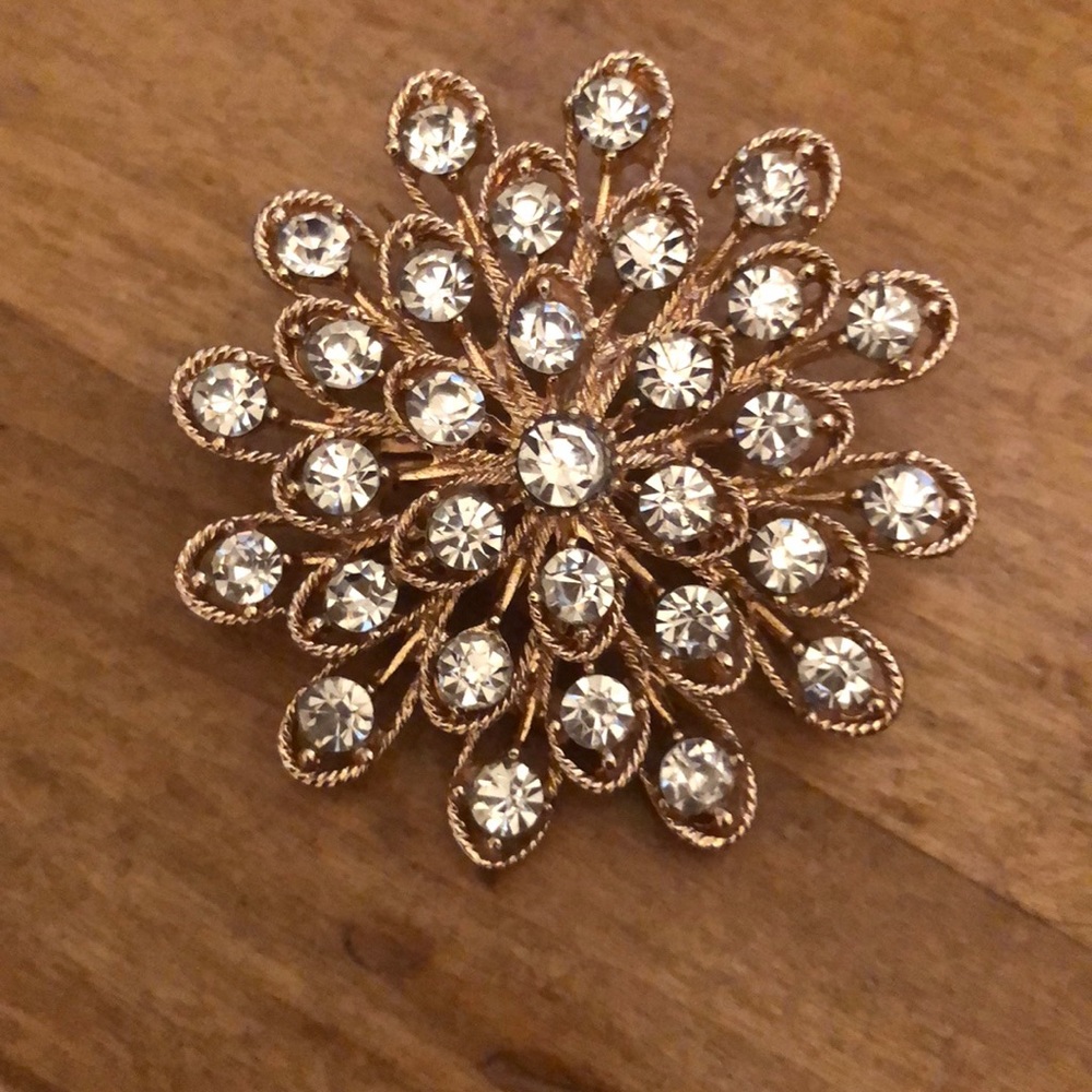 Sparkly pin